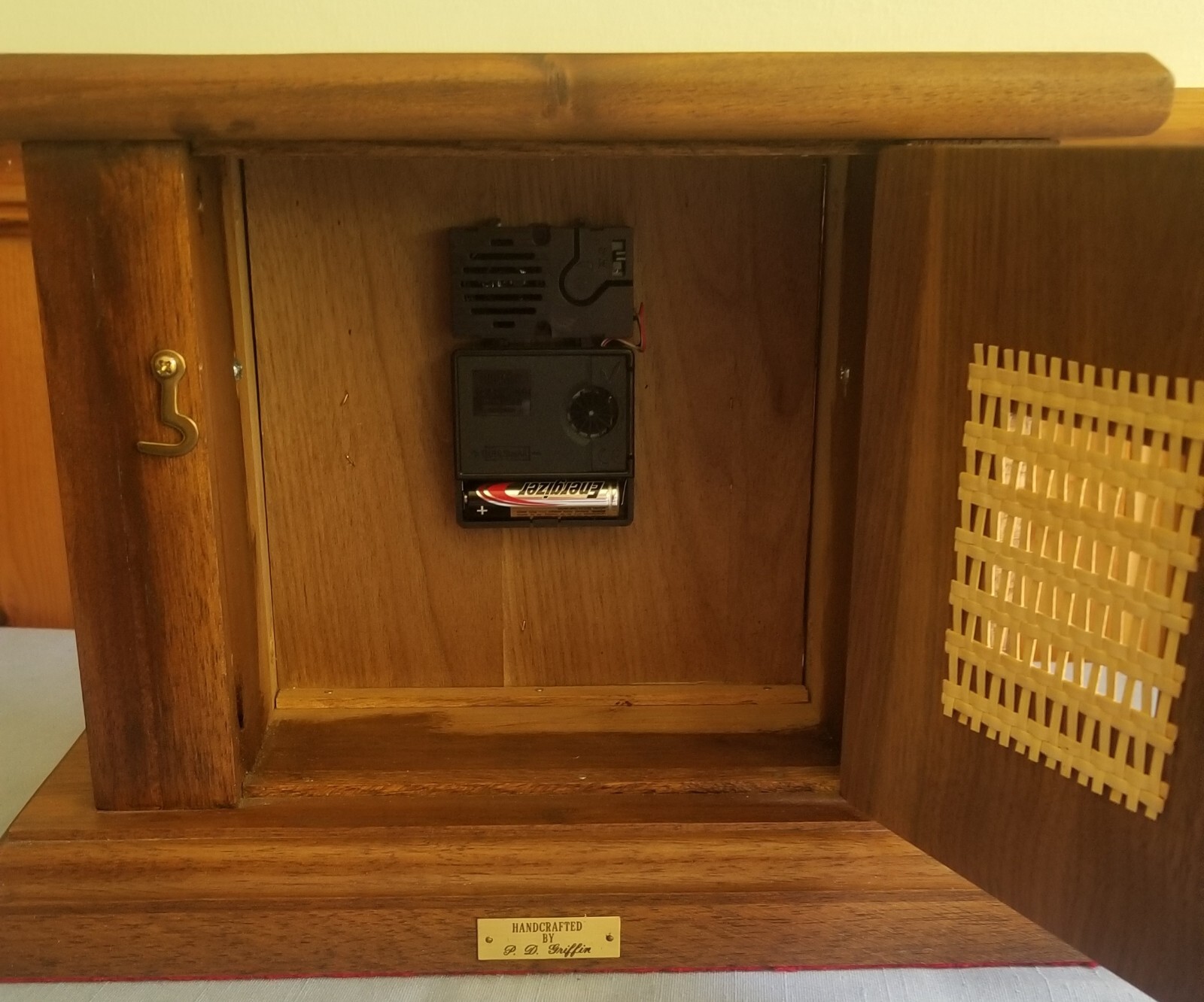 Hand Crafted Wood Mantel Mantle Clock Brass Lion Head Hermle 2100