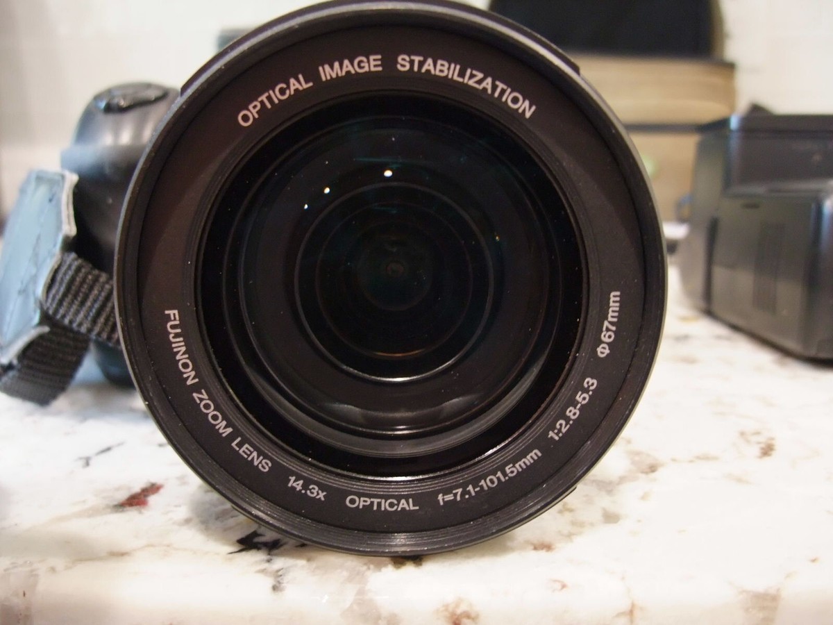 Fujifilm FinePix S Series S100FS 11.1MP Digital Camera - Black for