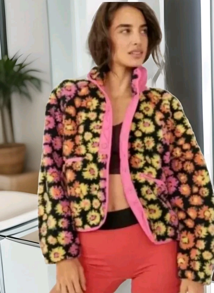 Chaqueta Free People FP Movement XS Rocky Ridge Polar Botón Rosa Margarita Usada en Excelente Condición $168 Foto 4 de 4