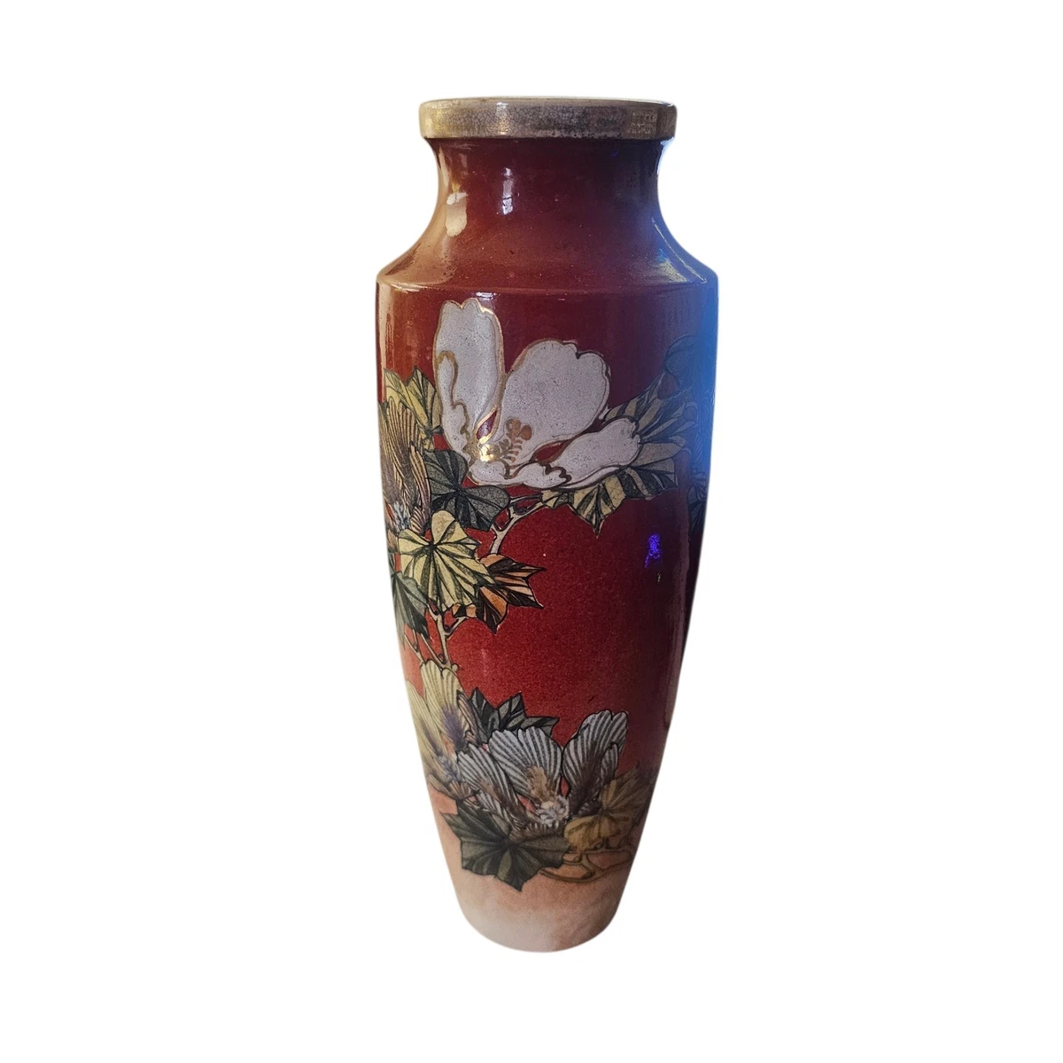 赤色の日本伝統陶器花瓶 赤色の日本伝統陶器花瓶