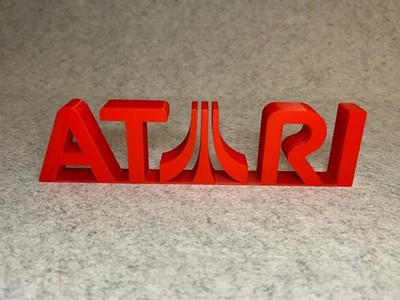 Atari Logo Retro Deko Schild 3D RetroGaming Vintage Schreibtischständer 15cm