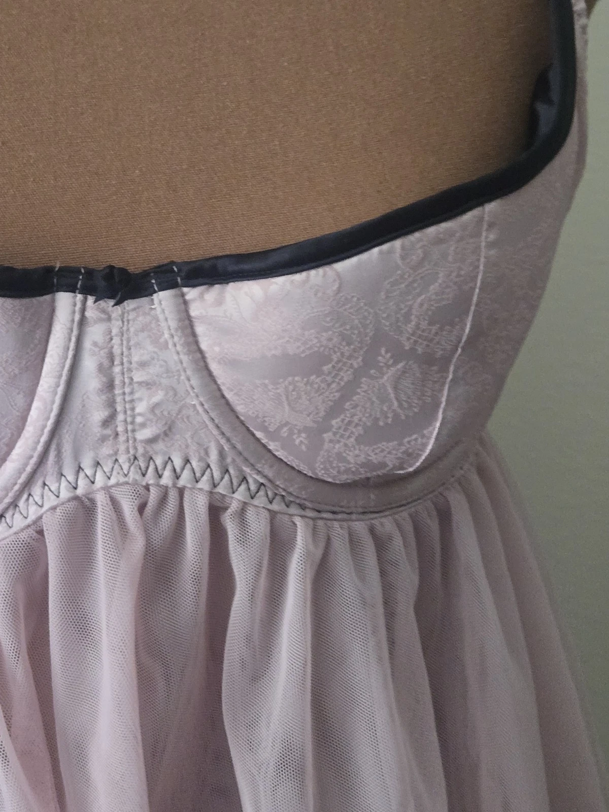 UNDERCOVER Victorias Secret rosa raso bustier chemise abito slip 36D fata stravagante