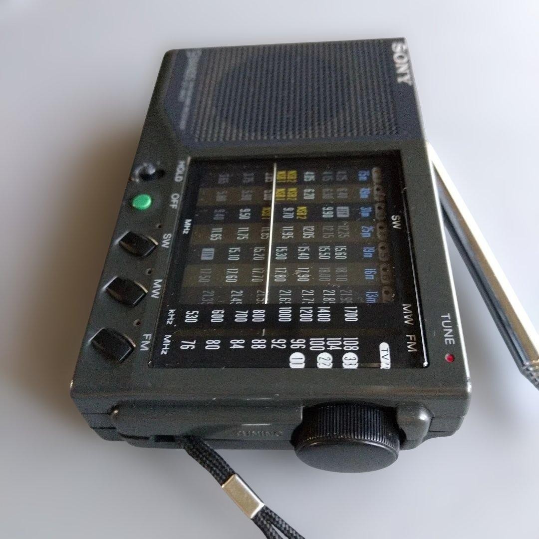 Sony ICF-SW22 World Band 9 Band Receiver Shortwave SW FM AM
