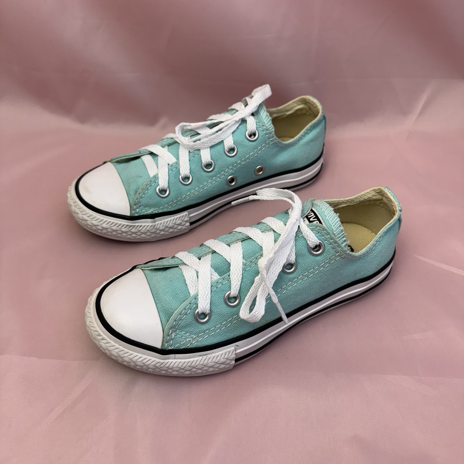 Converse Chuck Taylor Low Top Kids Sneakers Size 12 Light Blue Aqua thumbnail 2