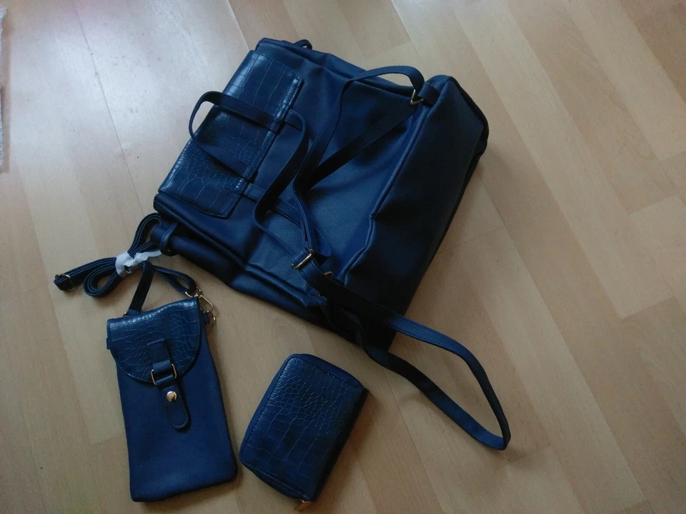 Kleiner City Rucksack mit Zubehör, Tasche, blau - NEU und unbenutzt