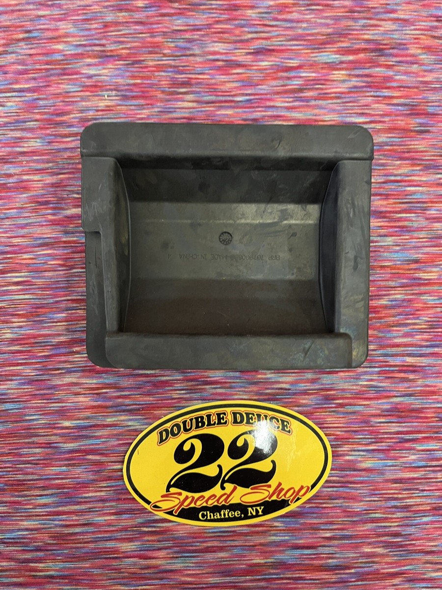 Can-Am Rear Maverick X3 Rubber Bulkhead Cover 707900652