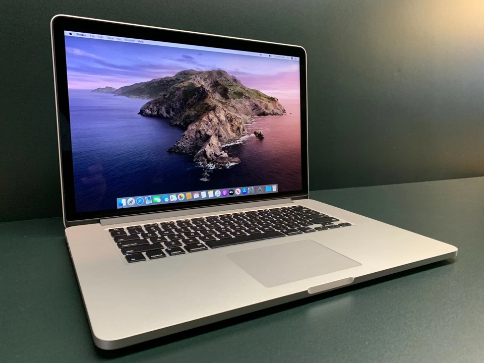 MacBook Pro 15 Retina / 2.8GHz 酷睿 i7 / 1TB 固态硬盘 / 16GB / MAC OS 12 MONTEREY! — 第 2/4 张图片