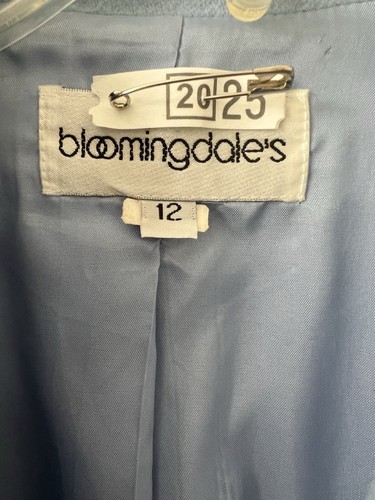 Bloomingdales Woman's Size 12 100% Cashmere Blazer Jacket Beautiful Blue - Lined - Picture 4 of 5