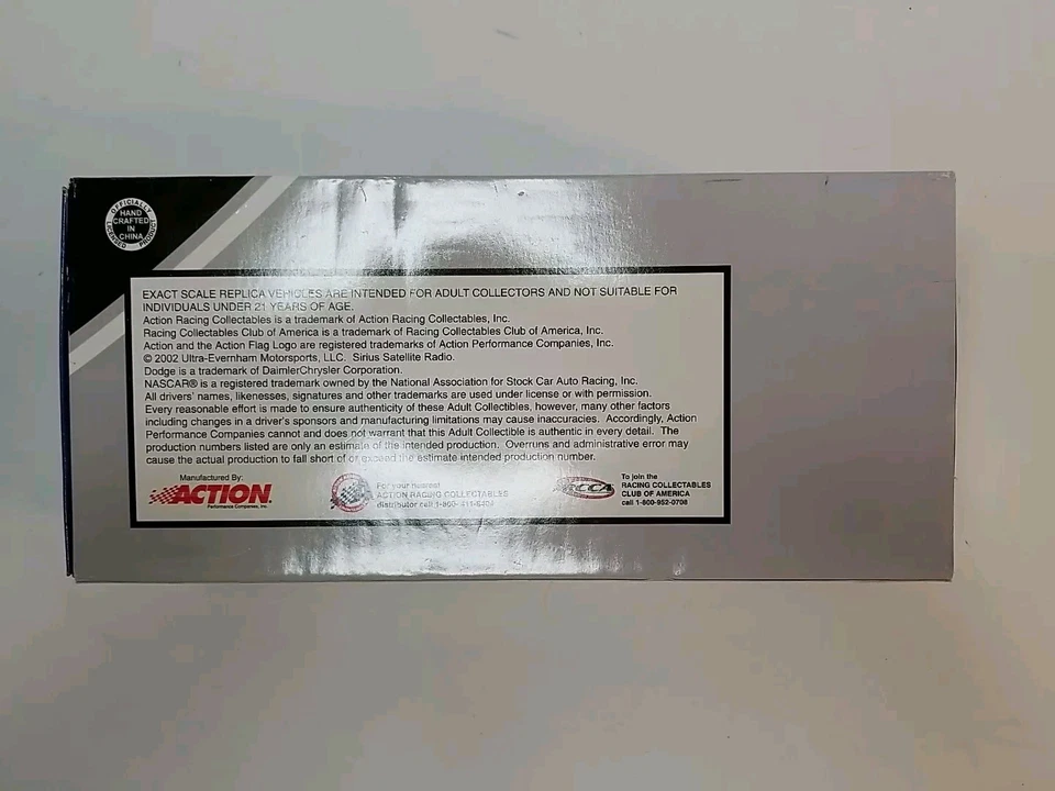 Casey Atwood 7 Sirius Radio 2002 Intrepid R/T 1:24 banco de ação fundido novo na caixa  - Imagem 2 de 4
