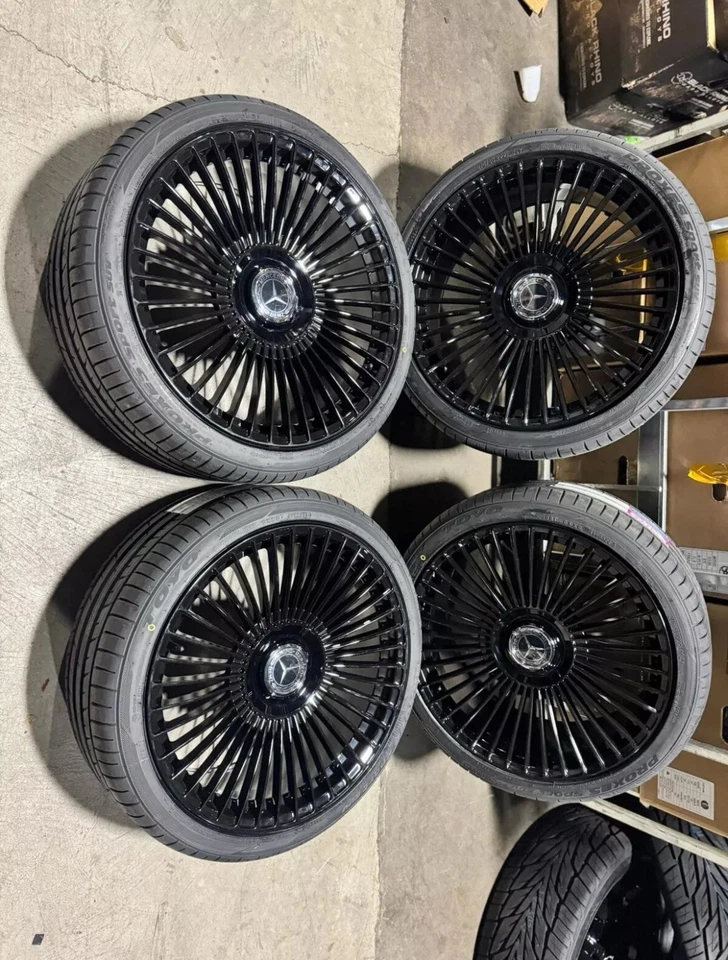 Llantas 22x10 Mercedes Benz 275/35R22 Toyo Neumáticos GLC GLE GLS ML GL SUV Foto 4 de 4