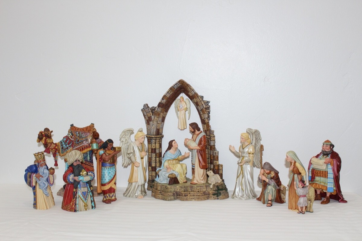 キリスト様セントメアリー産 James Christensen Full Nativity Set - In Perfect Condition