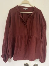 Wishlist Apparel Women's Rust/Dark Red Crinkle Cotton Peasant Top M/L