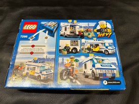 LEGO CITY Prisoner Transport Police 7286 New and Sealed Set