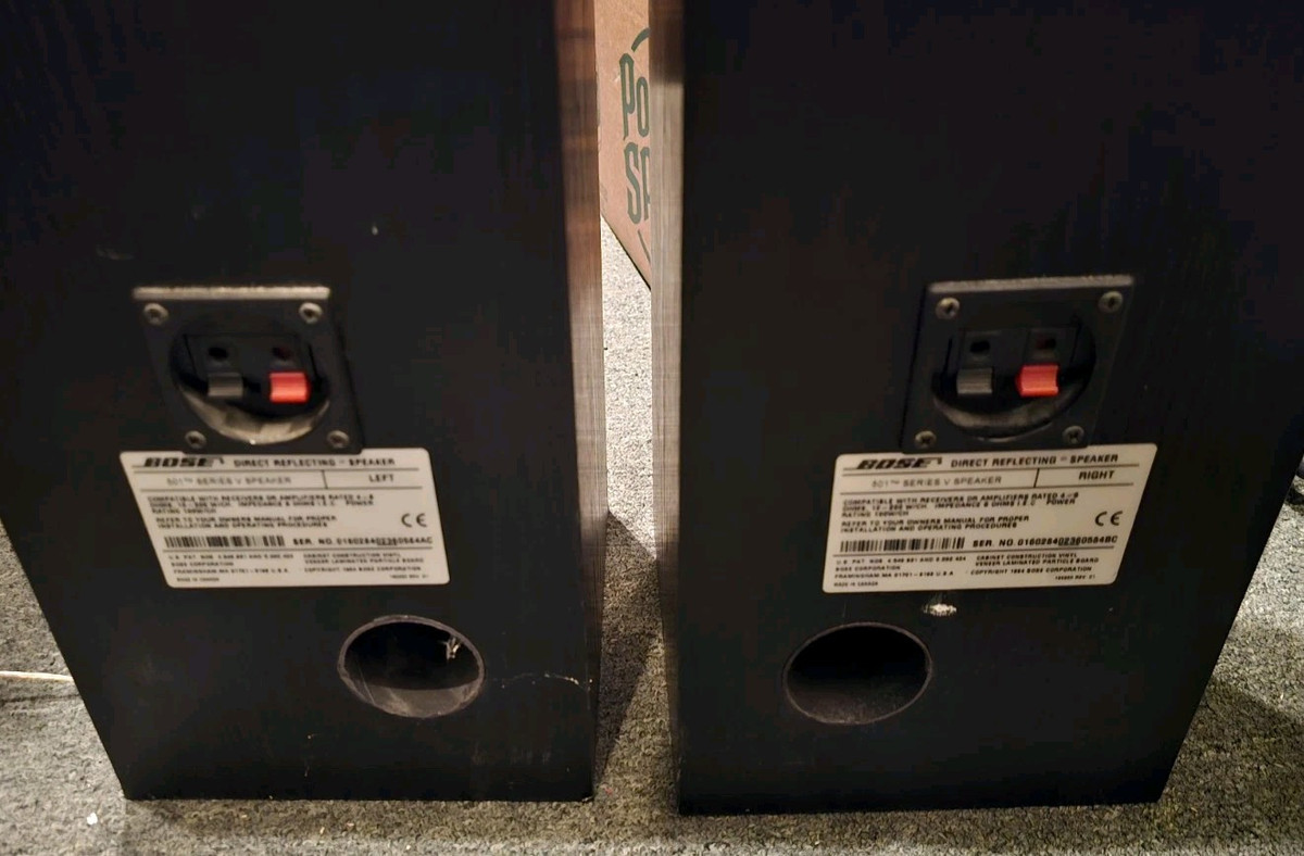 Set of 2 Bose 501 SERIES V Direct Reflecting Floor Speaker Set of 2 Bose 501 SERIES V Direct Reflecting Floor Speaker