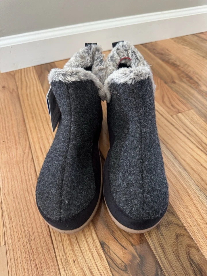 Botín Dearfoams Deluxe Dolly Fieltro Zapatilla Parte Inferior de Goma Para Mujer Talla 7-8 Foto 2 de 4