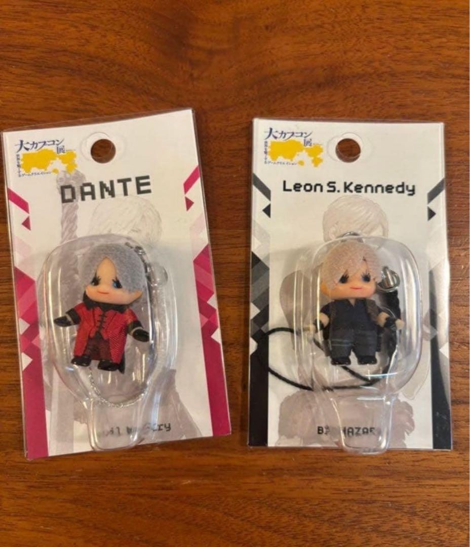 Capcom Exhibition Limited Dante and Leon S Kennedy Kewpie Doll Set Japan