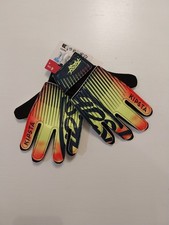 Kipsta Goalkeeper Gloves Size 8 Years