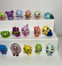 Hatchimals COLLEGGTIBLES Random Lot Of 30 Figures B