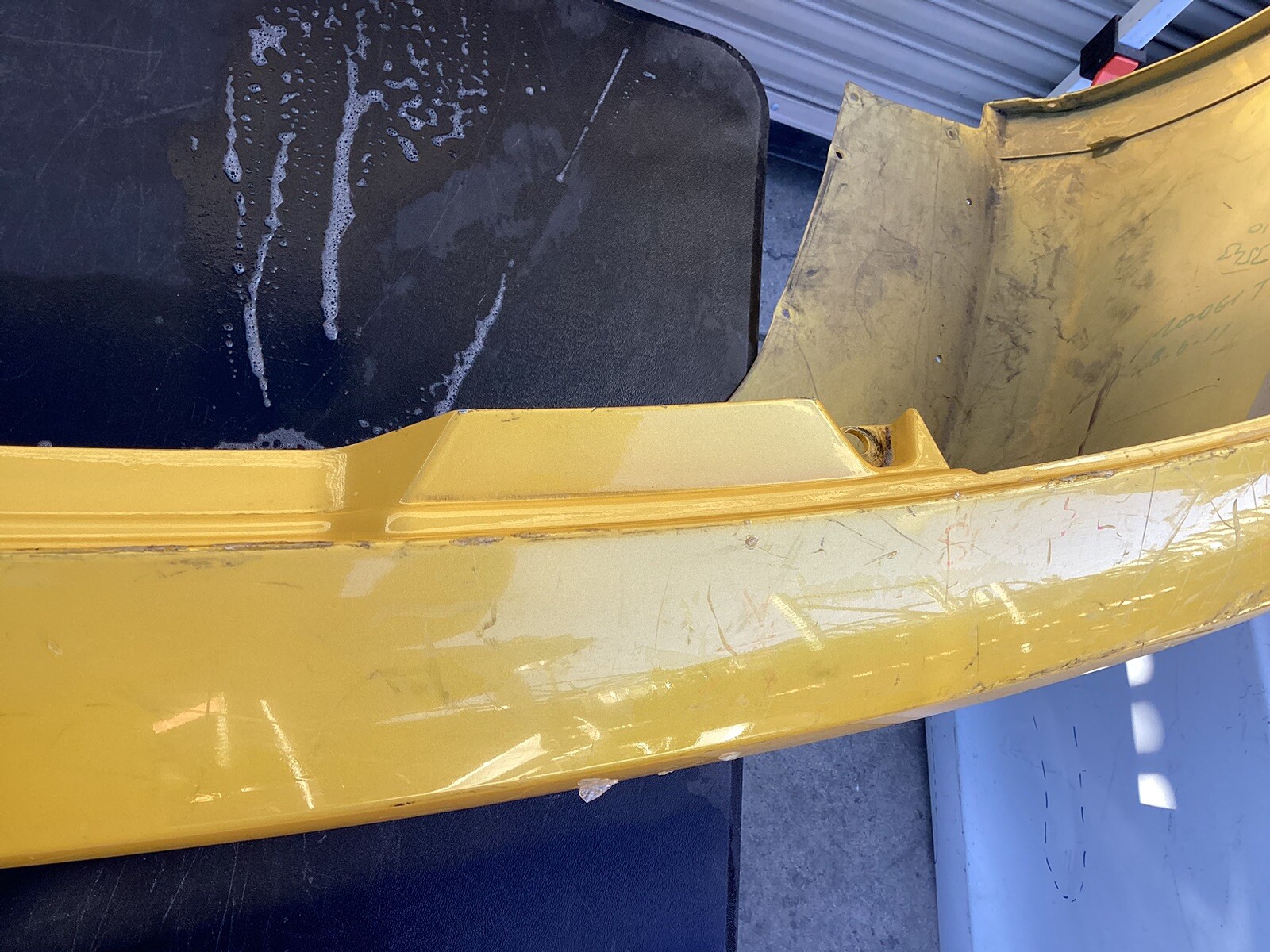 2004 2005 2006 2007 2008 LAMBORGHINI GALLARDO FRONT BUMPER COVER OEM 400807437