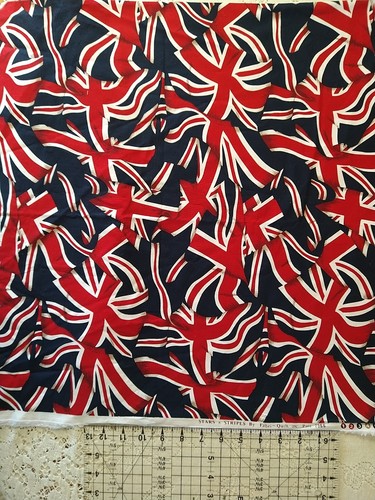 Fabri-Quilt Stars & Stripes Cotton Fabric British Flag Red White Blue BTHY 18x44 - Picture 3 of 3