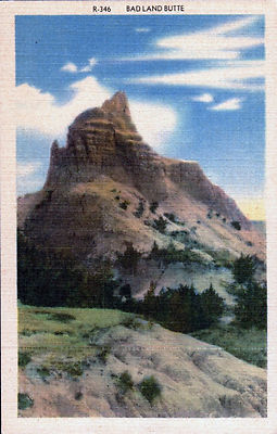 UNPOSTED Bad Land Butte Linen Post Card South Dakota R-346 Mountains 
