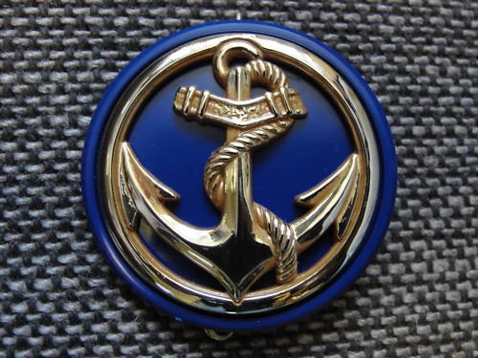 macaron plastique bleu marine pour insigne de béret des TDM Troupes de Marine