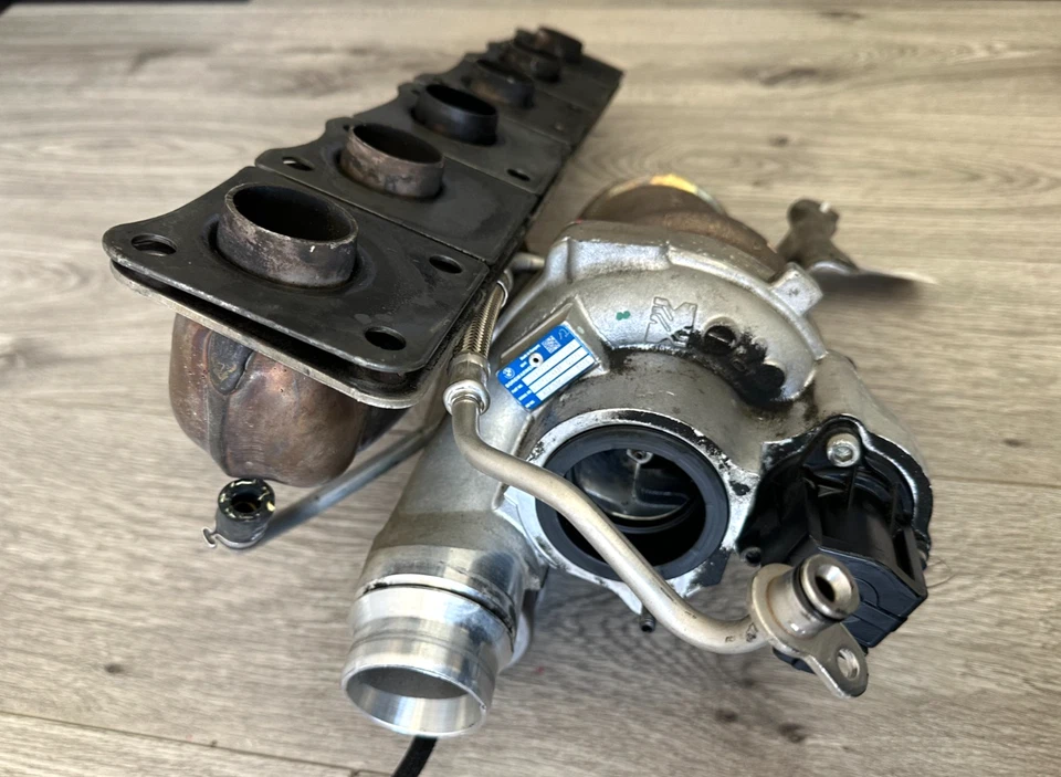 BMW 740i 2013 2014 2015 turbocompresor, 11657583908, 7583908, original OEM Foto 4 de 4