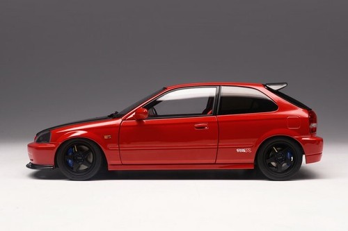 1/18 scale Motorhelix Honda Civic Type R (EK9) - Picture 6 of 17