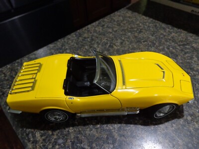 コルベット1/18　AUTOart MILLENNIUM 1/18 AUTOart Millennium Edition 1969 Chevrolet Chevy Corvette