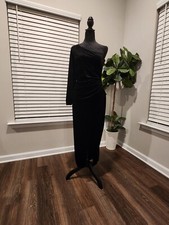 Black One Shoulder Velvet Dress With Front Split Size Medium