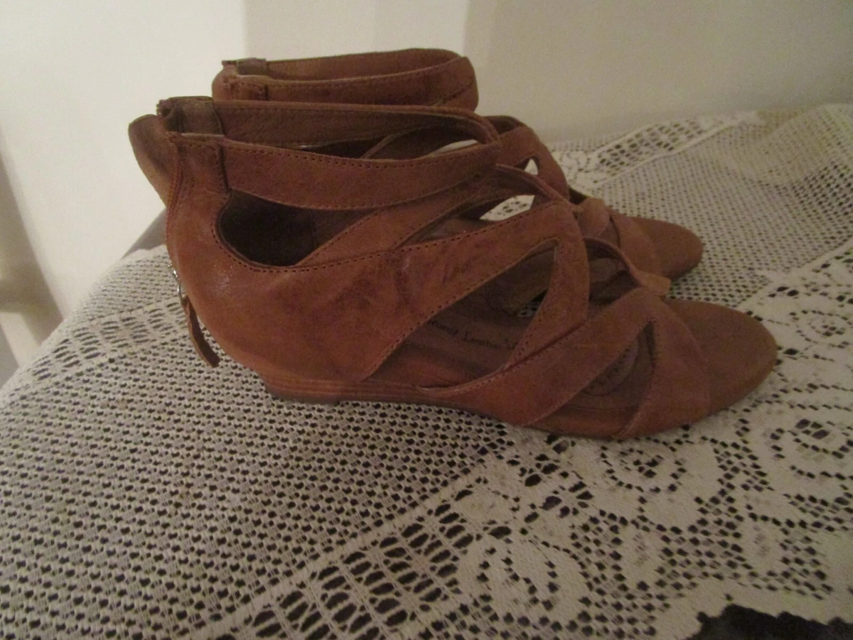 Sofft regan sandal hotsell