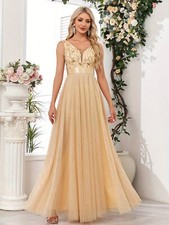 Sparkling Sequined Sleeveless V-Neck Wedding Dress with Mesh Panels Tulle Party