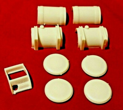 AMT Peterbilt 352 Pacemaker Cabover Fuel Tanks 1/25