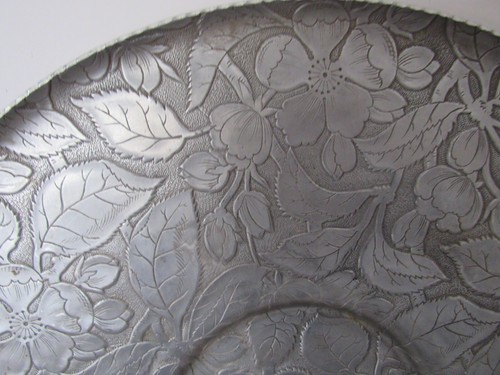 Keystone Ware Paisley Aluminum Dogwood Pattern Large Tray with Handles Vintage - Picture 2 of 6