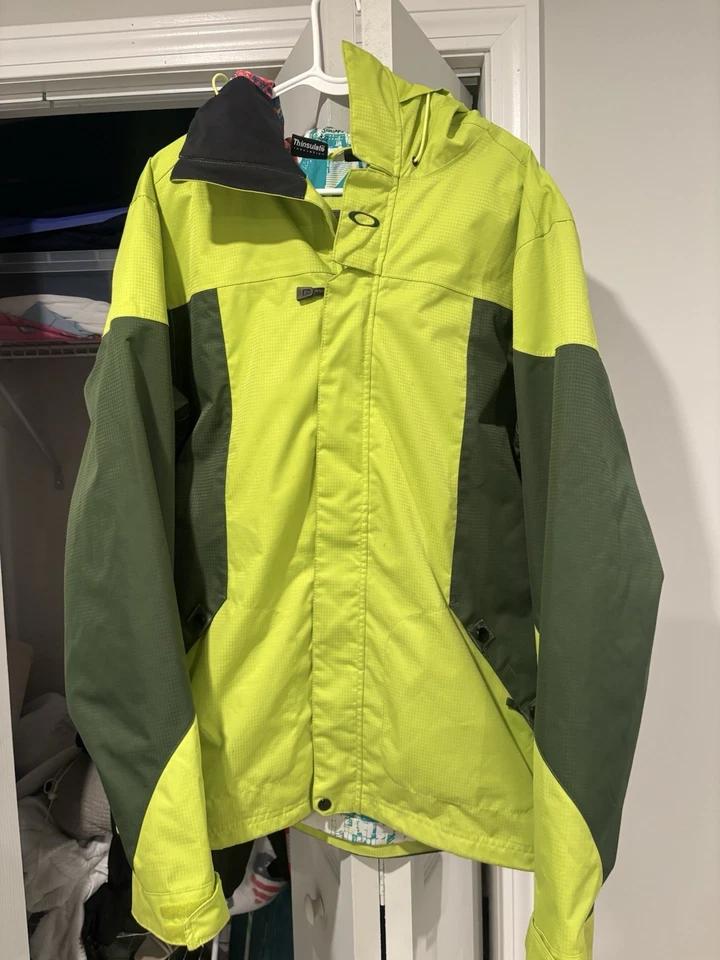 Chaqueta de esquí Oakley rara verde vintage talla grande hecha en EE. UU. con capucha snowboard Foto 2 de 4