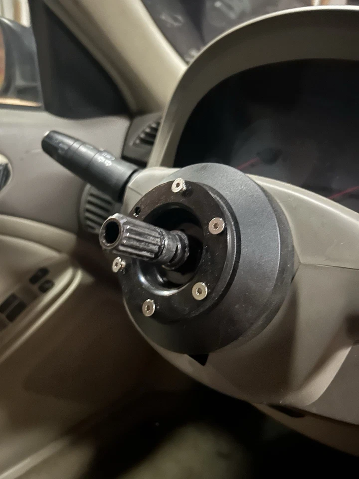 carbon fiber wheel + quick release hub - Image 2 of 2