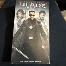 Blade Trinity VHS 2004 2005 Late Release Wesley Snipes Ryan Reynolds Biel
