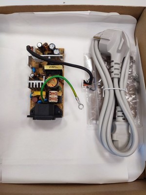 Netzteil von Baseline Switch 2126-G.  3C16472,  3com, + Stromkabel