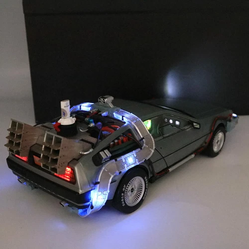 HotWheels 1/18 Back To The Future Time Machine Delorean BLY44 WITH LIGHT & SOUND - Picture 6 of 12
