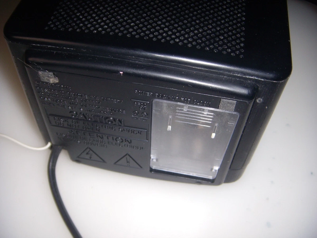 RADIO DESPERTADOR SONY DIGICUBE ICF-C102 NEGRA FM AM
