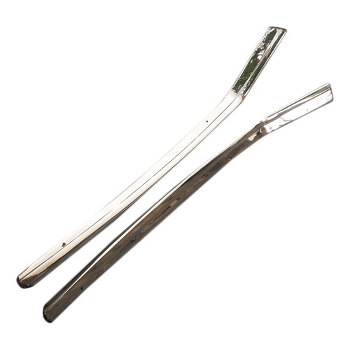 Pair Linning Chrome C Pillar Triangle Side Trim Toyota Corolla KE70 GL DX Sedan - Picture 4 of 12