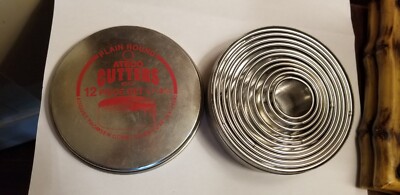 ATECO August Thomsen Corp # 5457 12 nested round biscuit cutters 7/8 to 4 7/16''
