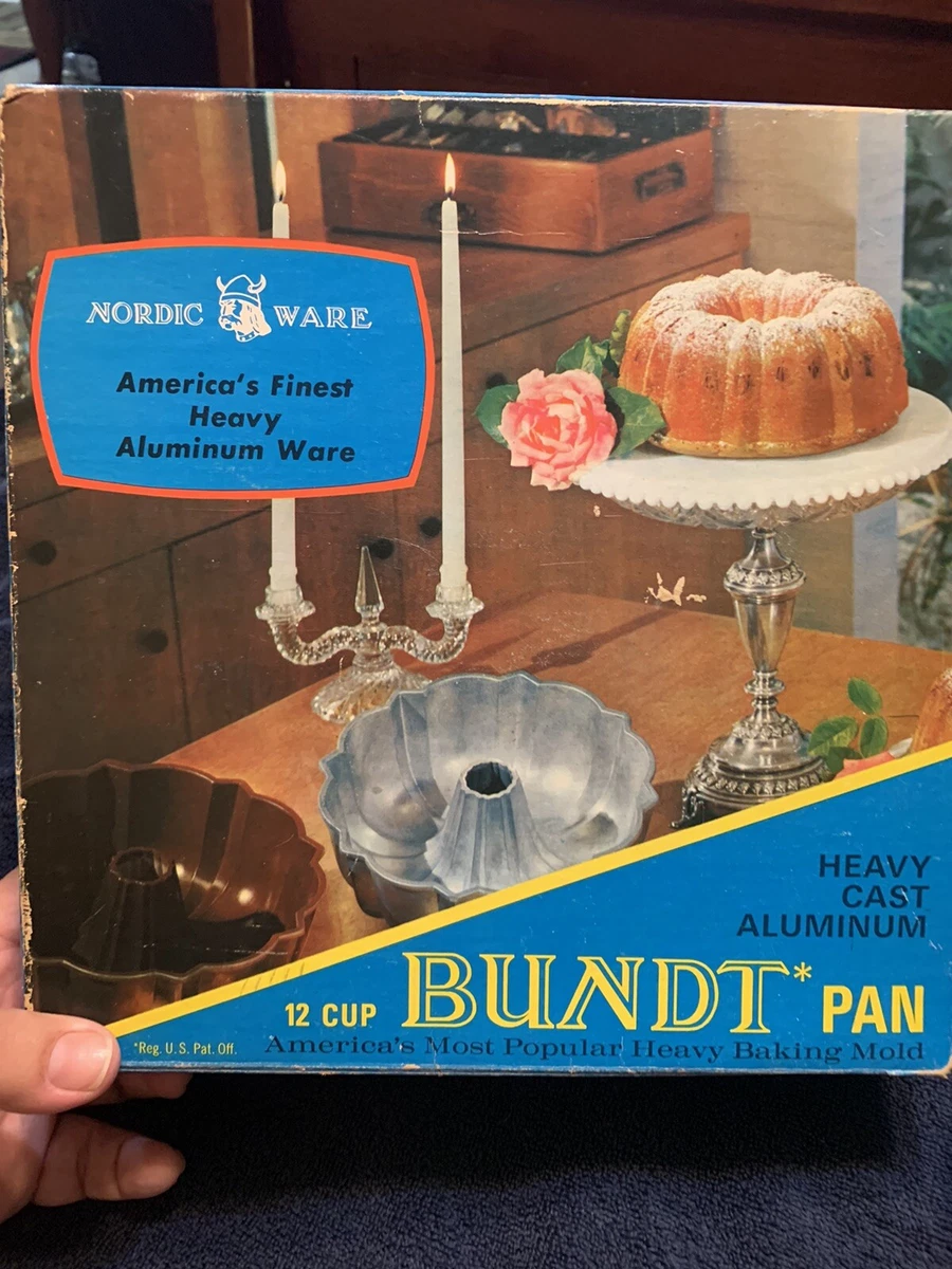 12 Cup Bundt Pan 