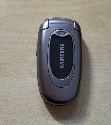 Samsung SGH-X480 in silbergrau Geprüft, Händler, Garantie, Nur Gerät, Bitte Lese