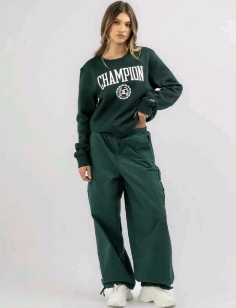 Champion Graphic Crew Neck Sweater Jumper In Midfield Green Womans Size M