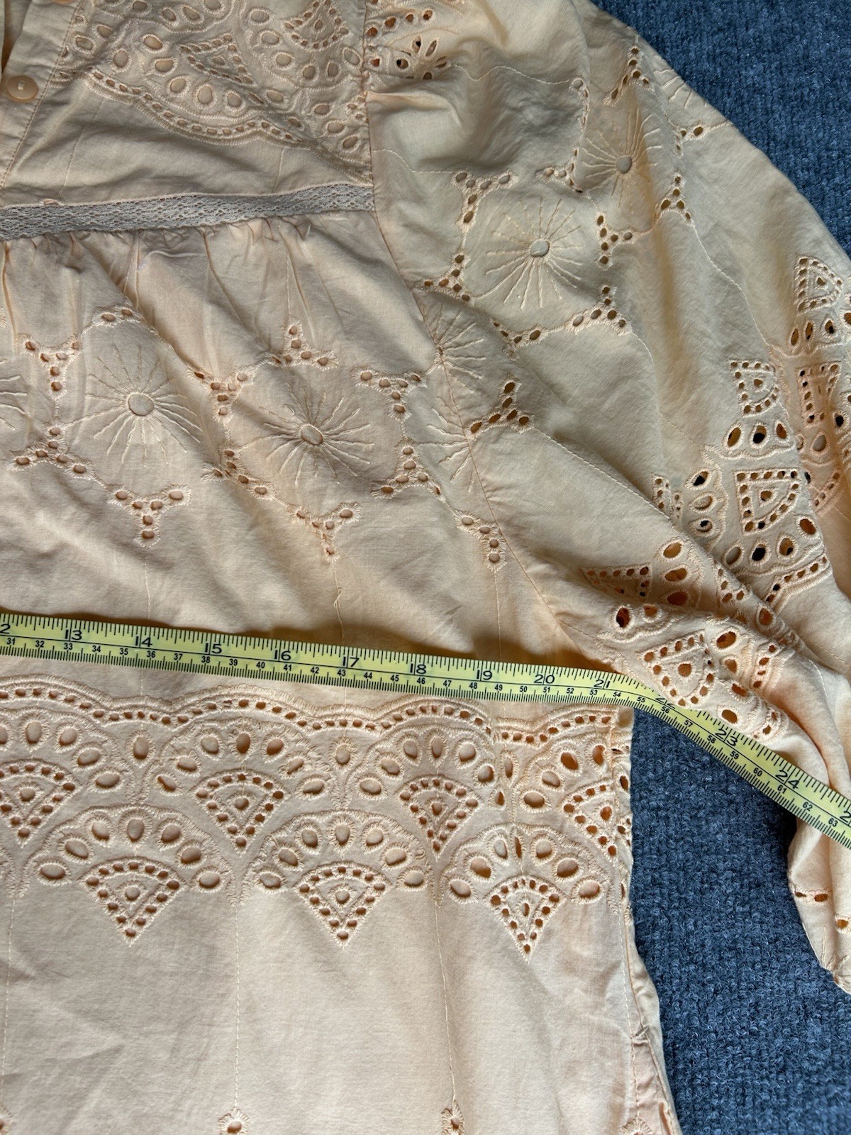 Universal Thread Peach Eyelet Lace Shift Dress Mo… - image 11