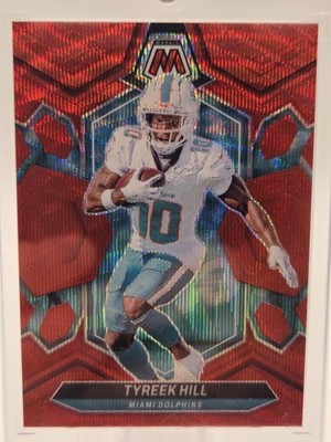 2024 Panini Mosaic - Tyreek Hill #137 Red Wave Mosaic Prizm /9
