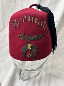 Vintage Shriners Masonic Medinah Shrine Club Fez Hat Beaded with Tassel