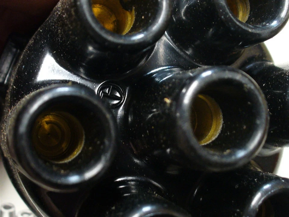 Tapa de distribuidor Nash Hudson 1935-47 4 cilindros contactos de latón Autolite NOS IGB-1240 Foto 3 de 4