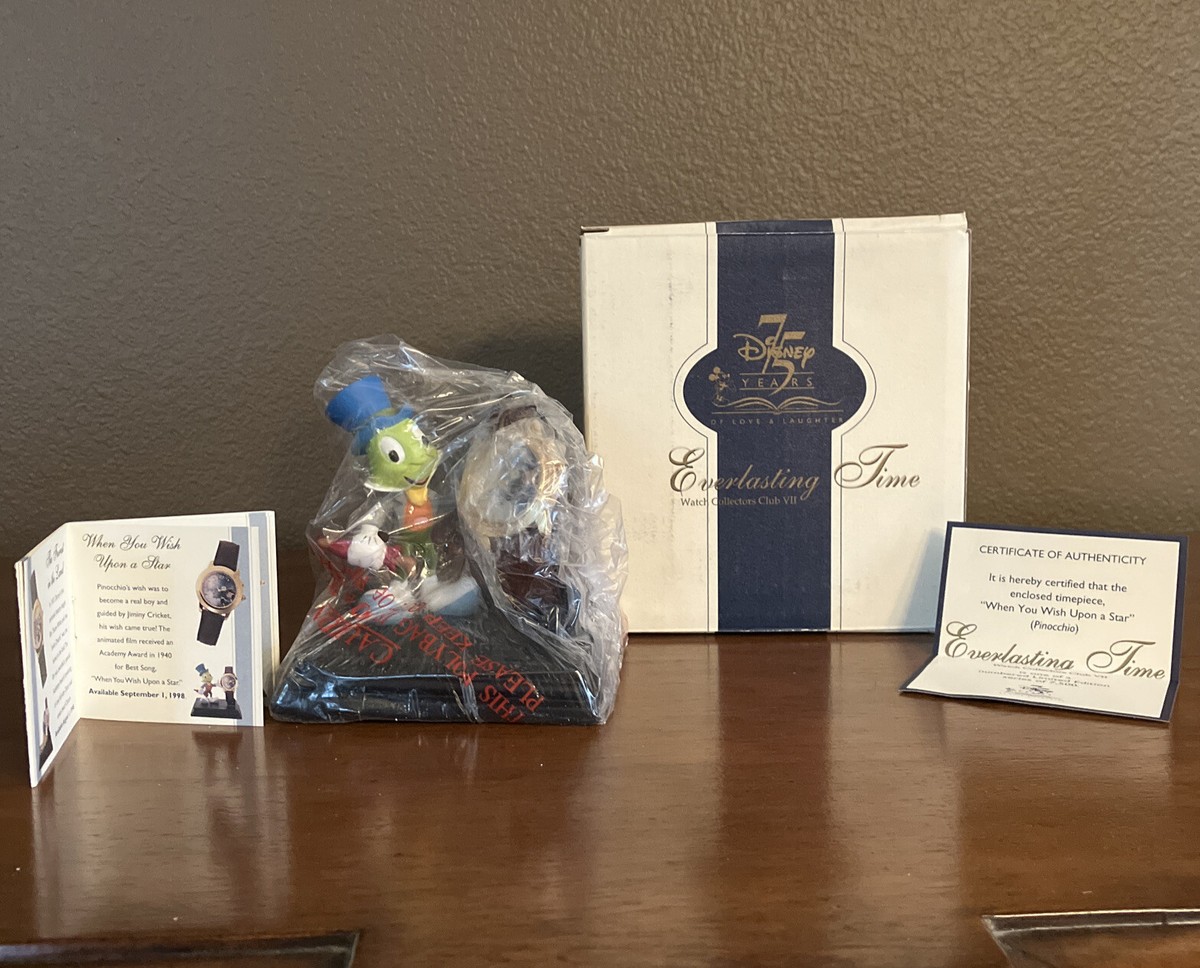 Disney Everlasting Time watch collectors club Pinocchio Original Vintage Disney Everlasting Time Watch Collectors  main image 4